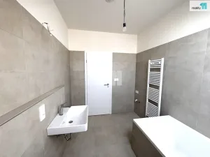 Pronájem bytu 2+kk, Dobřichovice, Pražská, 54 m2