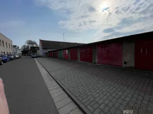 Pronájem garáže, Pardubice, Na Staré poště, 18 m2