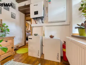 Prodej rodinného domu, Všechlapy, 200 m2