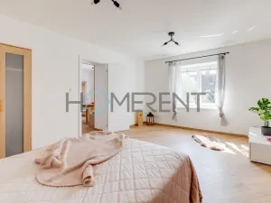 Pronájem bytu 1+1, Praha - Malešice, Bakalářská, 38 m2