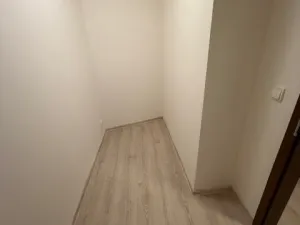 Prodej bytu 1+kk, Kladno, Hradčanská, 32 m2