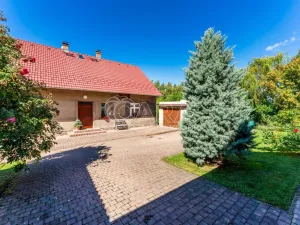 Prodej vícegeneračního domu, Velký Chlumec, 180 m2