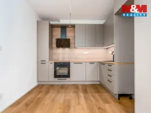 Pronájem bytu 2+kk, Nymburk, Bobnická, 76 m2
