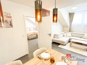 Pronájem bytu 2+kk, Praha - Smíchov, Zubatého, 74 m2