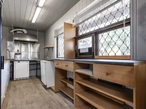 Prodej obchodního prostoru, Praha - Horní Počernice, Běluňská, 24 m2