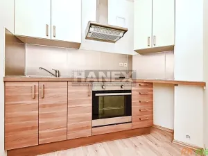Prodej apartmánu, Praha - Vršovice, Žitomírská, 47 m2