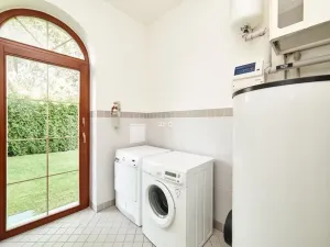 Pronájem vily, Praha - Nebušice, Nebušická, 254 m2