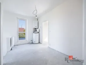 Prodej bytu 3+kk, Praha - Lipence, Spotřebitelská, 65 m2