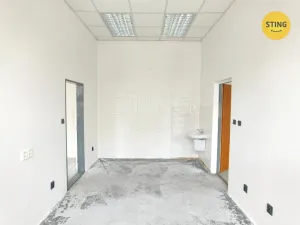 Pronájem skladu, Ostrava, Paskovská, 600 m2