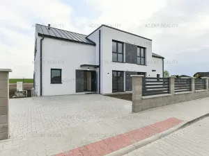 Prodej rodinného domu, Slaný, 156 m2