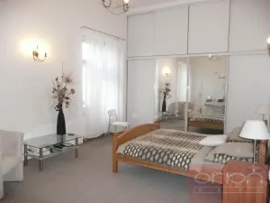 Pronájem bytu 3+kk, Praha - Vinohrady, Italská, 128 m2