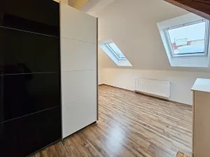 Pronájem bytu 2+kk, Brno, Mathonova, 62 m2