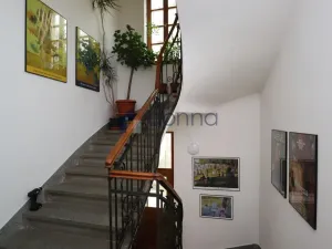 Pronájem bytu 4+1, Praha, Úvoz, 92 m2