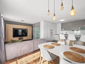 Prodej rodinného domu, Štěkeň, Slatinská, 227 m2