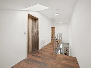 Prodej rodinného domu, Štěkeň, Slatinská, 227 m2