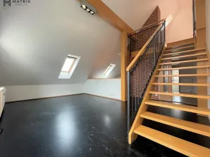 Pronájem kanceláře, Praha - Kobylisy, Zdibská, 127 m2