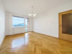 Pronájem bytu 2+1, Ostrov, Jungmannova, 61 m2