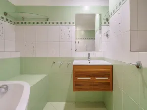 Pronájem bytu 2+1, Ostrov, Jungmannova, 61 m2