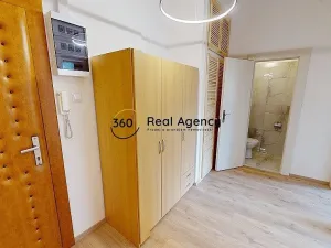 Pronájem bytu 2+kk, Praha - Nusle, V zálomu, 46 m2