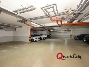 Pronájem bytu 2+kk, Praha - Řeporyje, Dělená, 56 m2