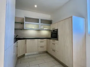 Pronájem bytu 2+kk, Ostrava - Heřmanice, Koněvova, 72 m2