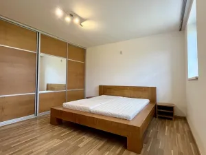 Pronájem bytu 2+kk, Ostrava - Heřmanice, Koněvova, 72 m2