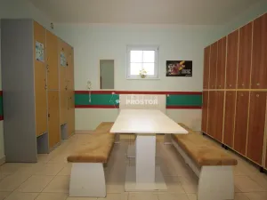 Prodej komerční nemovitosti, Rudná, Hořelické náměstí, 500 m2