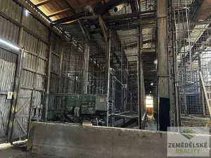 Prodej zemědělského objektu, Třebihošť, 1070 m2