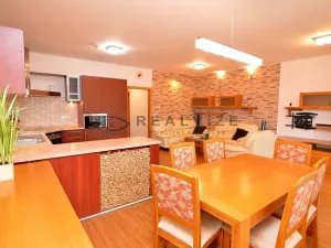 Pronájem bytu 3+kk, České Budějovice, Pasovská, 84 m2