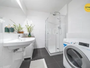 Prodej bytu 3+1, Praha, Peroutkova, 59 m2