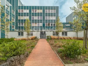 Prodej bytu 3+1, Praha, Peroutkova, 59 m2