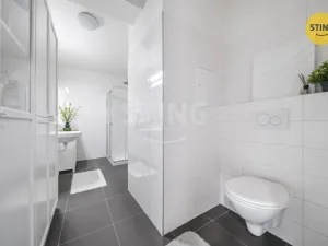 Prodej bytu 3+1, Praha, Peroutkova, 59 m2