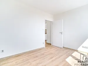 Pronájem bytu 2+kk, Ostrava - Moravská Ostrava, Varenská, 36 m2