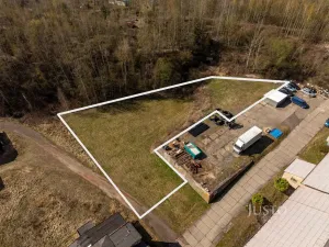 Prodej komerčního pozemku, Rynholec, 1688 m2