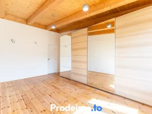 Prodej rodinného domu, Praha - Kobylisy, Třeboradická, 150 m2