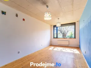 Prodej rodinného domu, Praha - Kobylisy, Třeboradická, 150 m2