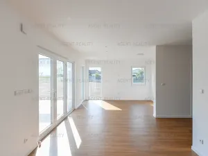 Prodej rodinného domu, Slaný, 156 m2