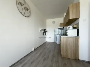 Pronájem bytu 2+kk, Praha - Střížkov, Jablonecká, 42 m2