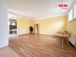 Pronájem obchodního prostoru, Orlová - Lutyně, Masarykova třída, 69 m2