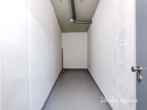 Pronájem bytu 1+kk, Praha - Vysočany, Gerstelova, 35 m2