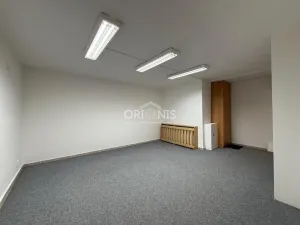 Pronájem obchodního prostoru, Chomutov, Jakoubka ze Stříbra, 61 m2