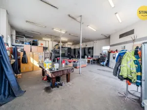 Prodej výrobních prostor, Ostrava, Porubská, 196 m2