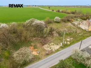 Prodej pozemku pro bydlení, Slaný, 778 m2