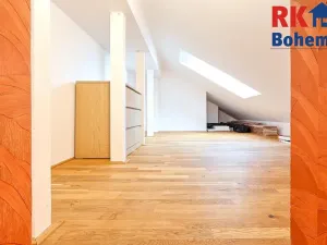 Pronájem bytu 2+1, Praha - Zbraslav, Jaromíra Vejvody, 75 m2