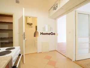 Pronájem bytu 2+1, Praha - Nusle, U gymnázia, 53 m2