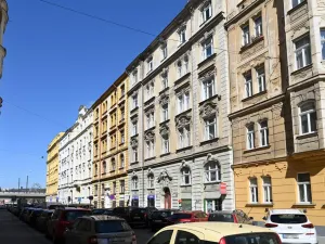 Pronájem bytu 2+kk, Praha - Holešovice, Janovského, 41 m2