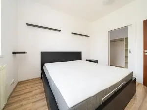 Pronájem bytu 2+kk, Praha - Veleslavín, Evropská, 46 m2