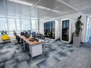 Pronájem kanceláře, Praha, Evropská, 236 m2