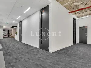 Pronájem kanceláře, Praha, Evropská, 1560 m2