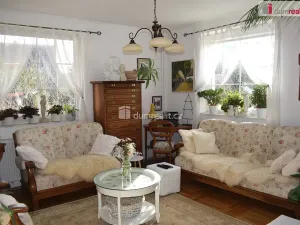 Prodej rodinného domu, Žďár, 952 m2